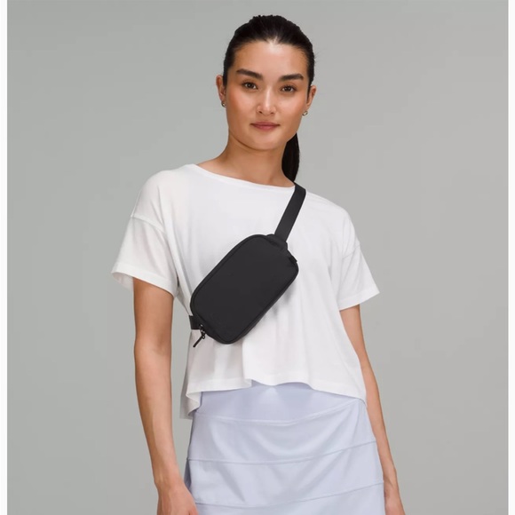 lululemon athletica Bags Lululemon Mini Belt Bag In Black Poshmark